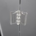 PBCB002--dettaglio-cubo-in-plexiglass-satinato-con-chiave-e-feritoia